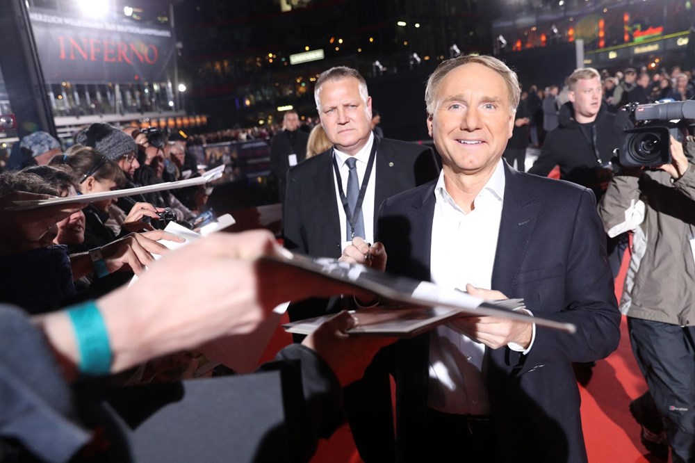 Ünlü yazar Dan Brown'un eski eşinden dava - 1