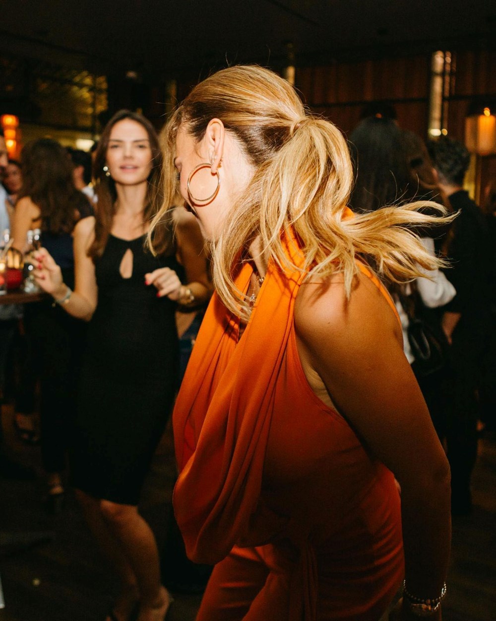 Oyuncu Seda Bakan'ın doğum gününe birçok ünlü isim akın etti - 13