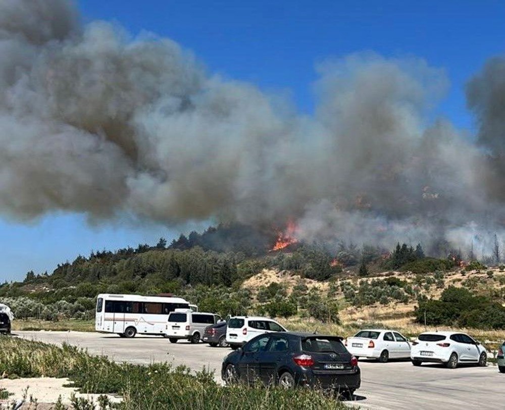 Antalya, Sakarya, Bursa ve Kahramanmaraş'ta yangın: Alevler evlere yaklaştı - 4