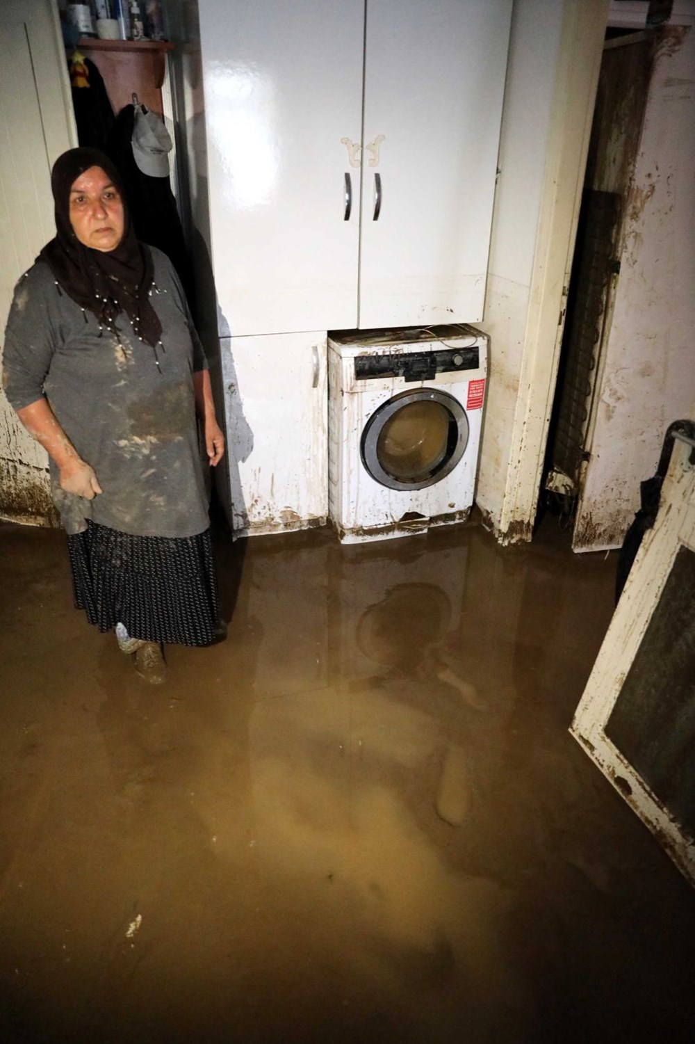Artvin'de sel gitti, çamur kaldı - 21