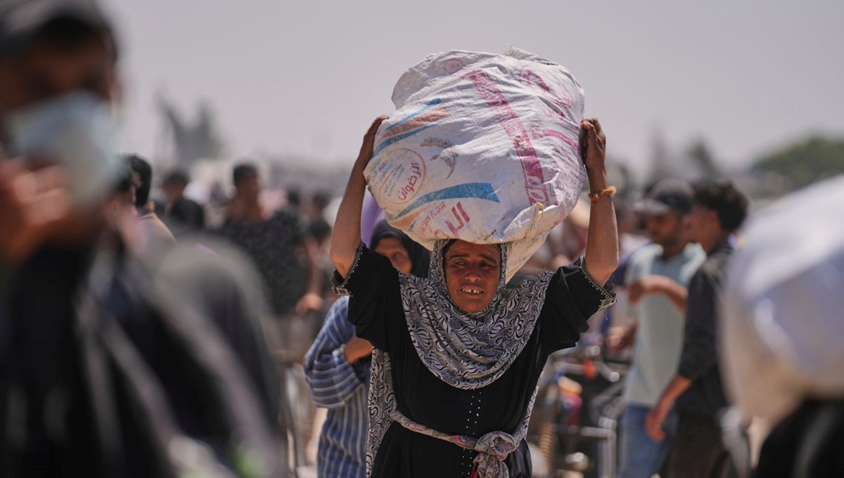 İsrail Gazze'de yardım bekleyenleri hedef aldı