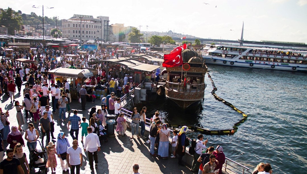 Afrika sıcakları alarmı! AKOM uyardı: Bu saatlerde dışarı çıkmayın