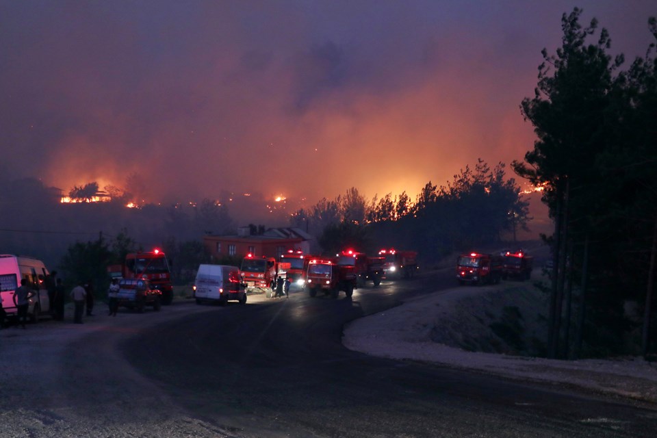 Adana'da orman yangını: 6 köy boşaltıldı - 4