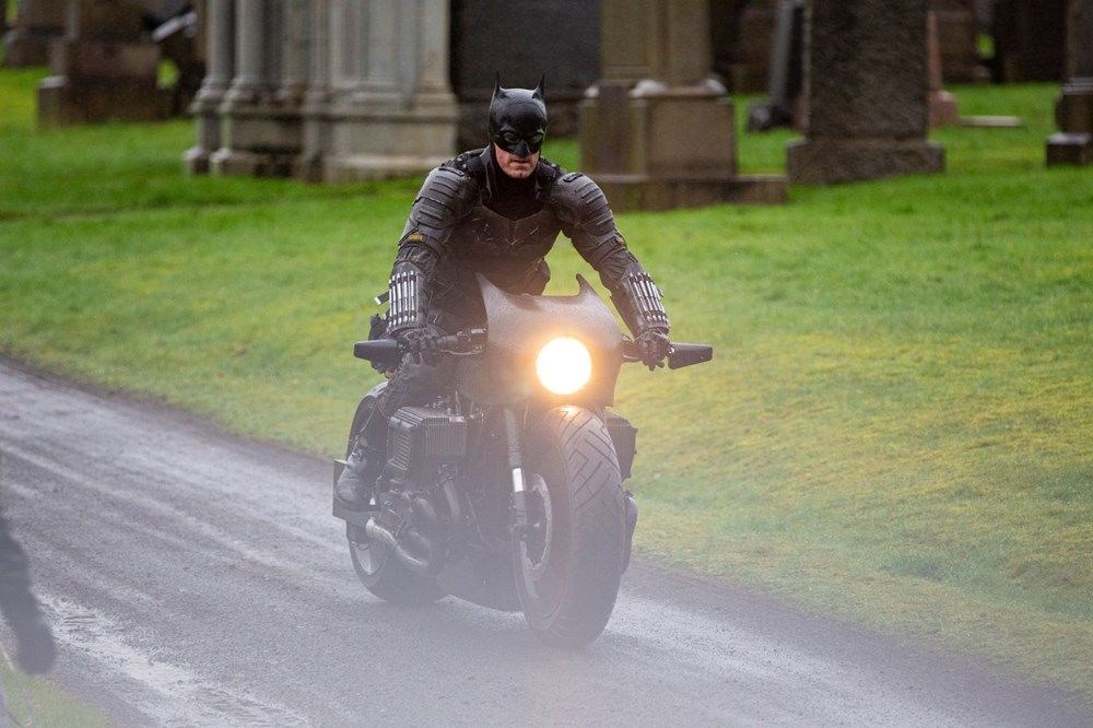 Sony ve Universal tüm filmlerini erteledi - 38