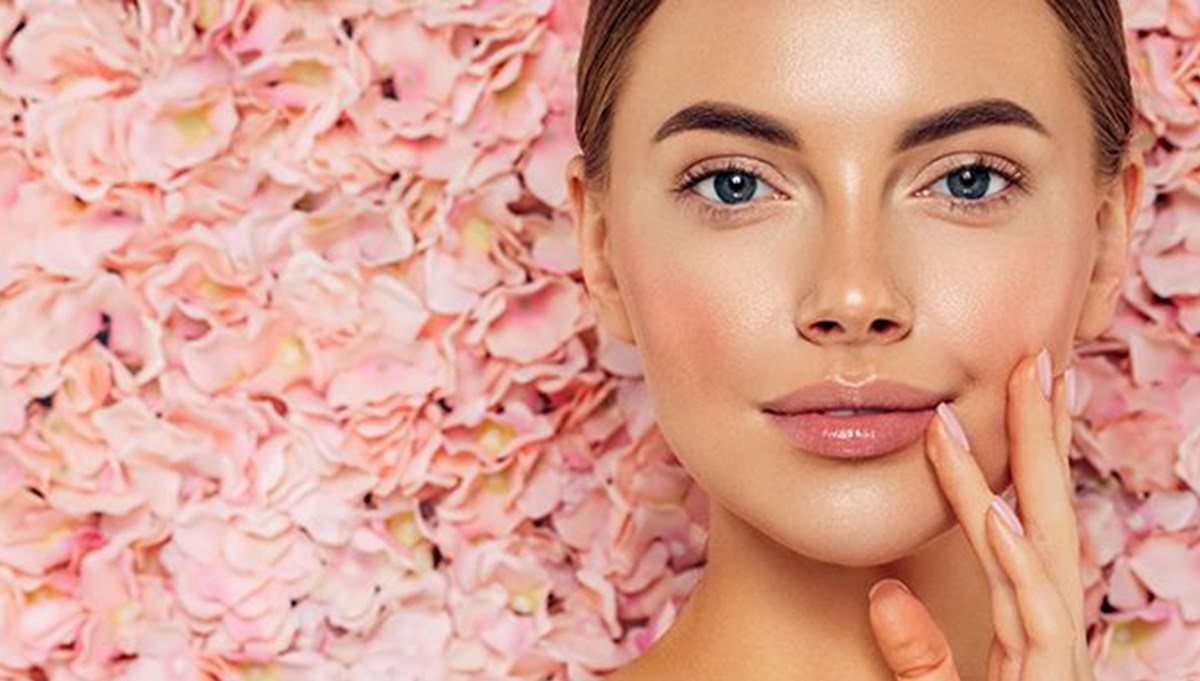 Korkunç sonuçlara neden oluyor: Son kullanma tarihi geçmiş ruj, rimel, far, eyeliner kullanılırsa ne olur? Korkunç sonuçlara neden oluyor: Son kullanma tarihi geçmiş ruj, rimel, far, eyeliner kullanılırsa ne olur?