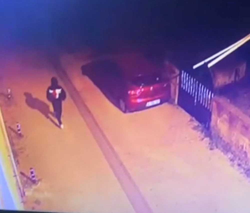 İstanbul’da komando bıçaklı dehşet: Hiç tanımadığı adamı
öldürdü - 3