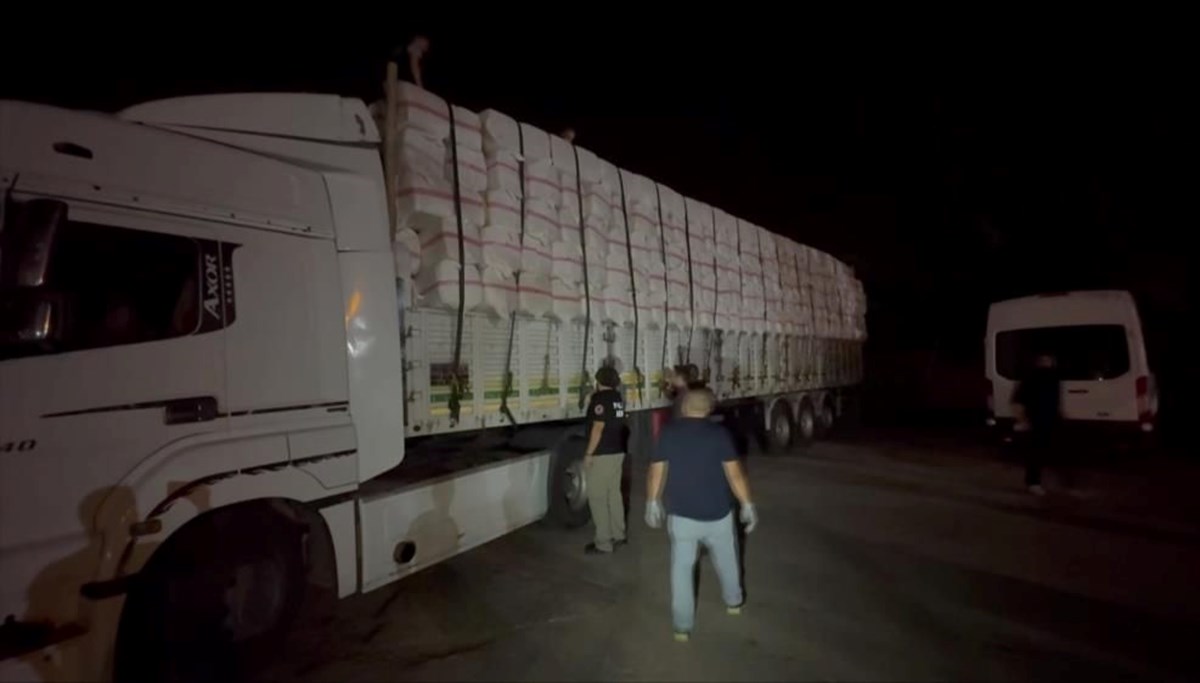 Saman yüklü TIR'dan 35 kilo esrar çıktı