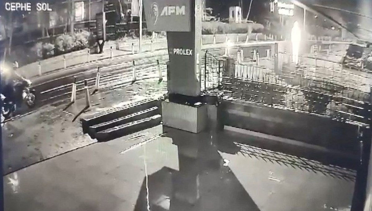 Bakırköy'de iş yerine hem ateş açtı hem de o anları kaydetti Bakırköy'de iş yerine hem ateş açtı hem de o anları kaydetti