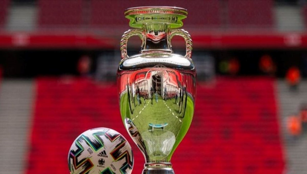 EURO 2028'e ev sahipliği yapacak ülkeler belli oldu: Türkiye için 2032 kararı EURO 2028'e ev sahipliği yapacak ülkeler belli oldu: Türkiye için 2032 kararı