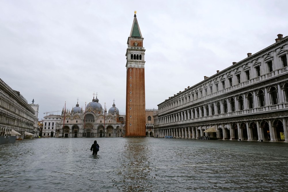 Venedik'te yine su baskını: Milyar dolarlık proje işe yaramadı - 15