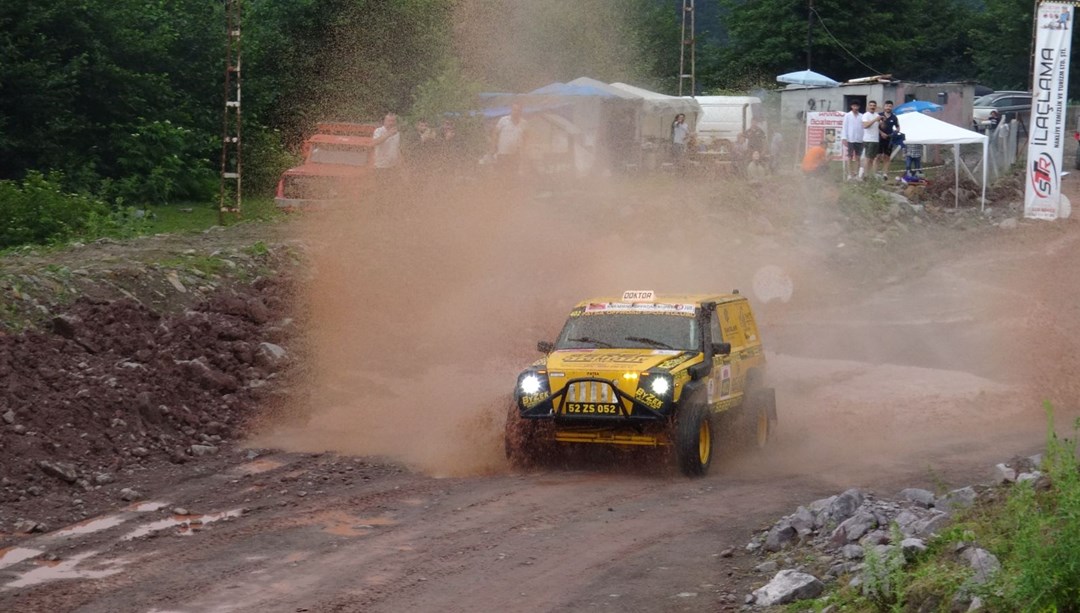 Karadeniz Offroad kupası ikinci yarışları Artvin'de düzenledi