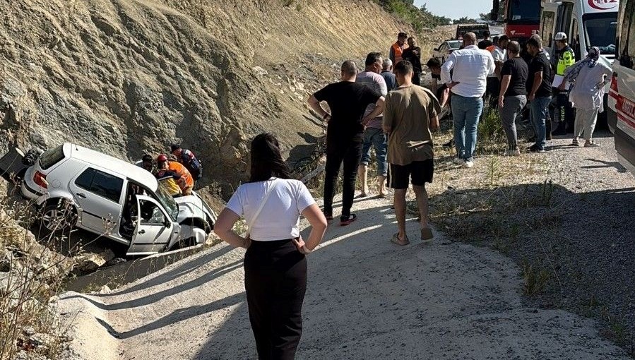 Kontrolden çıkan otomobil menfeze çarptı: 1 ölü
