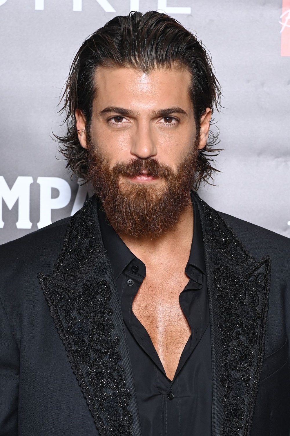 Can Yaman 78. Venedik Film Festivali kırmızı halısında - 3