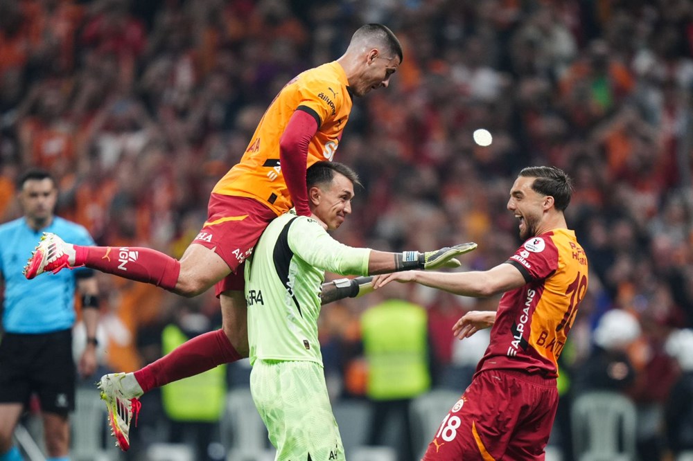 Muslera'nın gideceği takımı açıklayıp, Galatasaray'ın yeni kalecisini duyurdu: