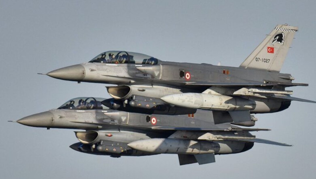 TSK 8'i kadın 120 pilot alacak (Muvazzaf subaylığa başvuru şartları neler?)