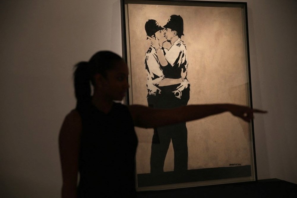 Robbie Williams’ın koleksiyonundaki 3 Banksy eseri açık artırmaya çıkıyor - 7