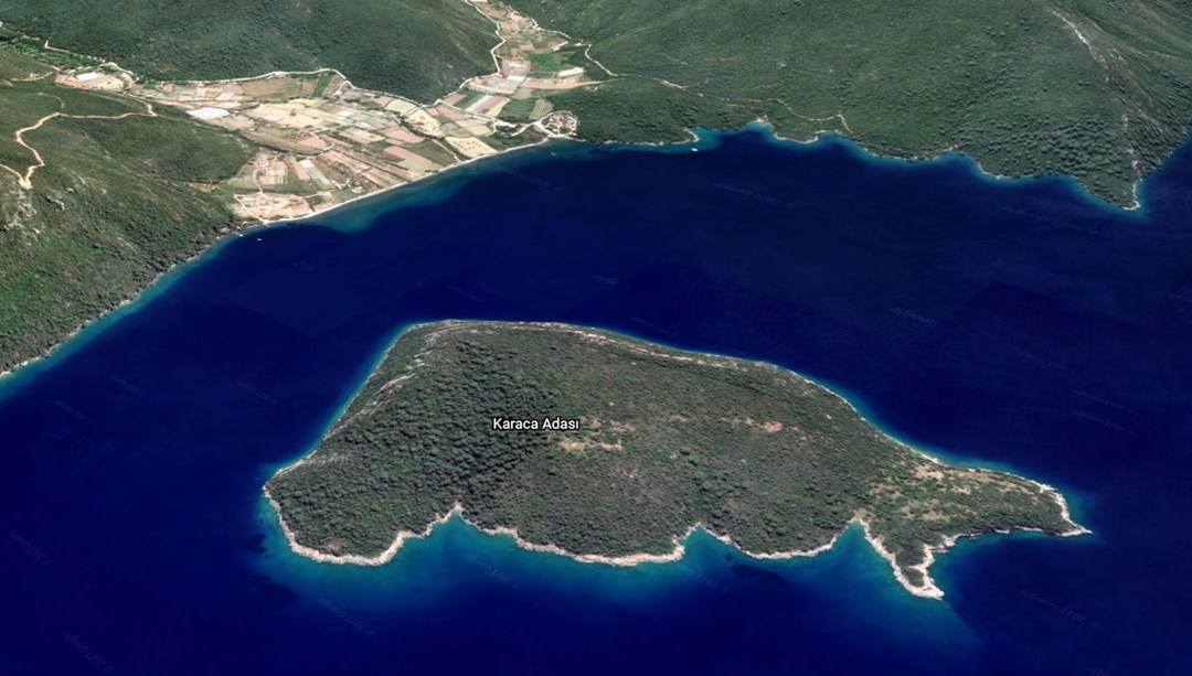 Нуса пенида бали. Остров в далеке. Гуам марианские острова. На этом острове две тысячи лет. На этом острове две тысячи лет.