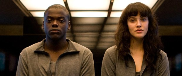 black mirror 1. sezon 2. bölüm ile ilgili görsel sonucu