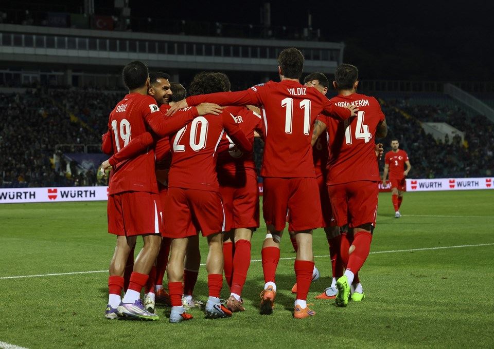 A Milli Takım'ın yıldızına methiyeler düzdü: "Helal olsun sana koçum!" - 1