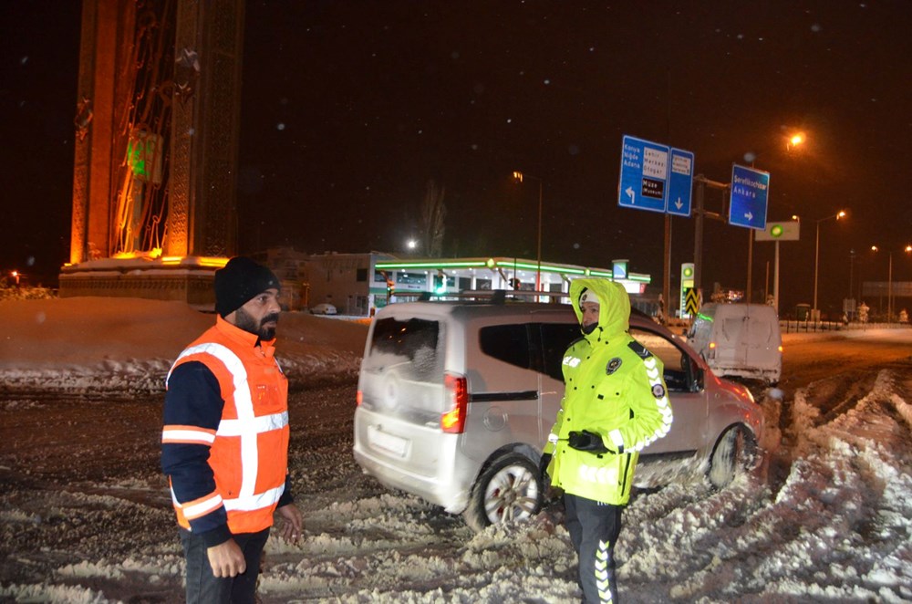 Yurt genelinde yollarda son durum: TAG Otoyolu yine kapandı - 6