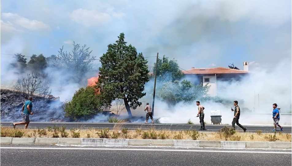 Muğla'da orman yangını (Evler tahliye ediliyor)