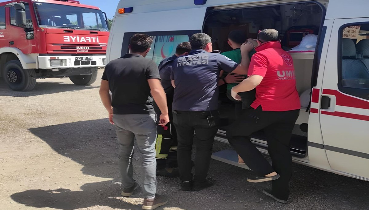 Fıstık ezme makinesine elini kaptıran çocuğun 5 parmağı koptu Fıstık ezme makinesine elini kaptıran çocuğun 5 parmağı koptu