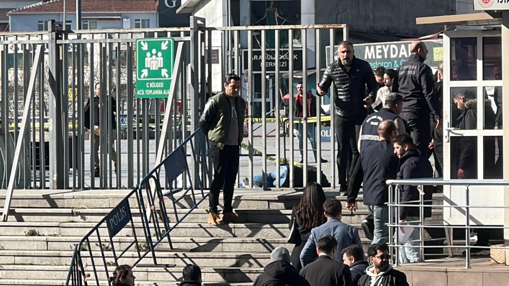 Çağlayan Adliyesi'nde polis noktasına silahlı saldırı: 2 ölü, 3 yaralı - 13