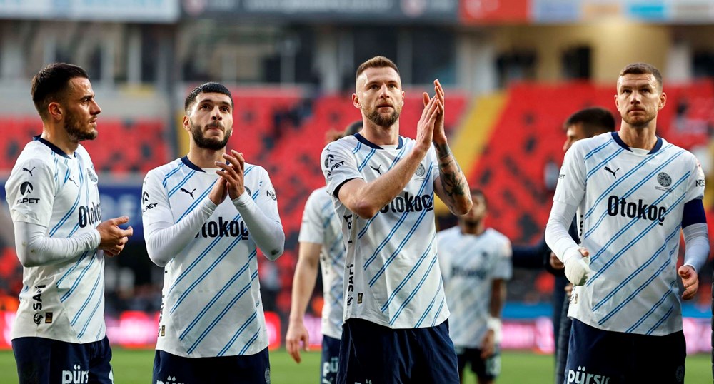 Fenerbahçe'nin Bodrum Çıkarması: Derbi Öncesi Sahaya Süreceği Kadro Merak Konusu 75 ZWQwbQO9OEauzIkkDKosbA