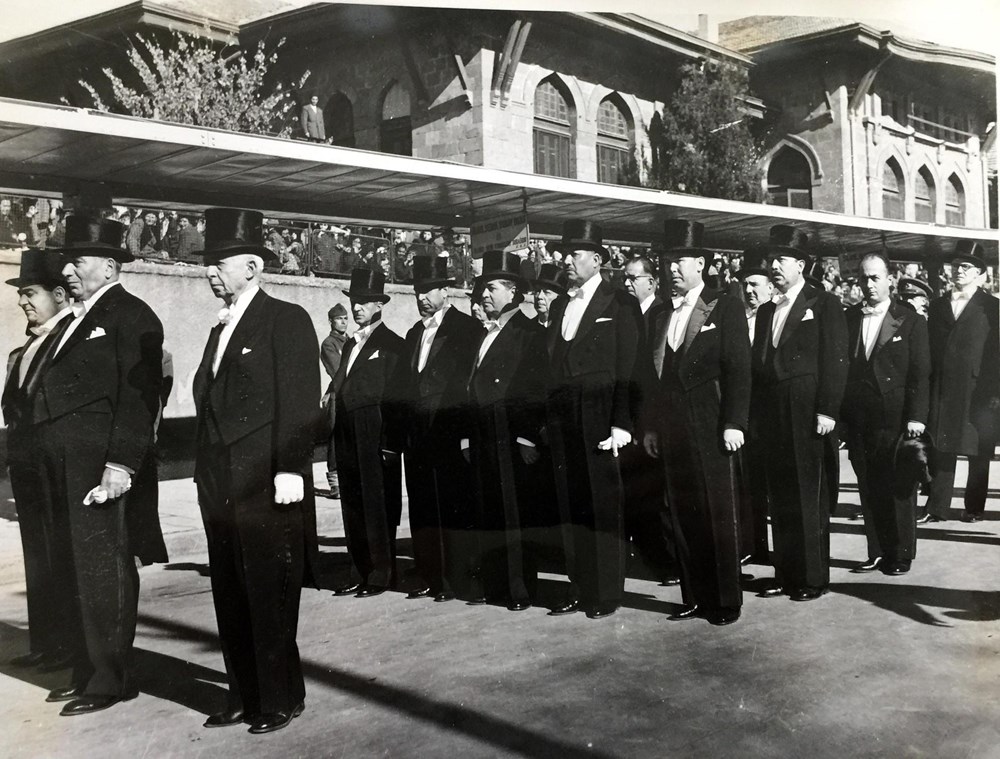 mustafa kemal ataturk un naasinin