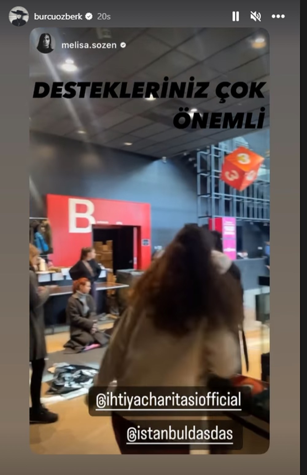 Ünlü isimler depremzedelere yardım için bir araya geldi - 9