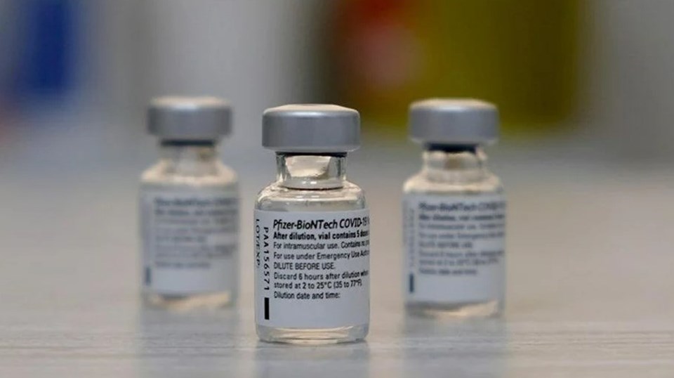 İsrail’den yeni aşı kararı: Üçüncü doz BioNTech aşısına onay çıktı - 1