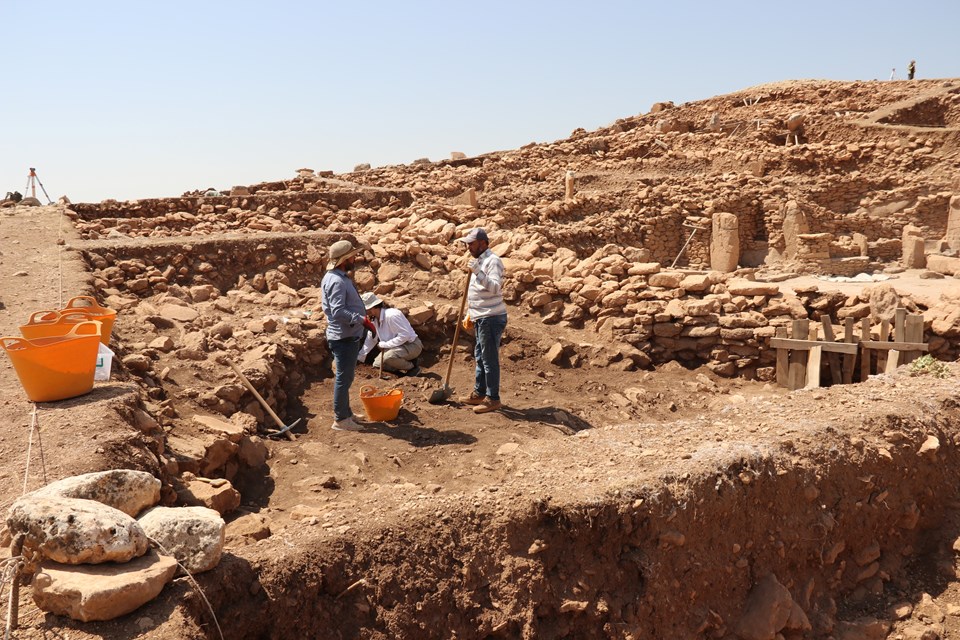 İnsanlık tarihine ışık tutan Karahantepe'de kazılar başladı - 1