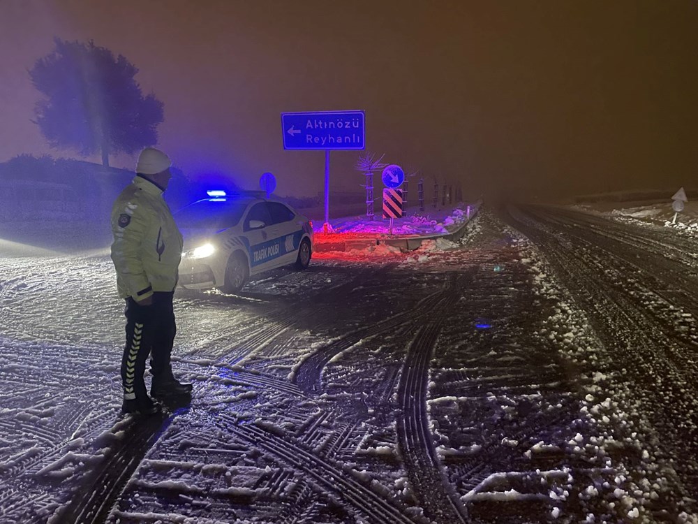 Yurt genelinde yollarda son durum: TAG Otoyolu yine kapandı - 12