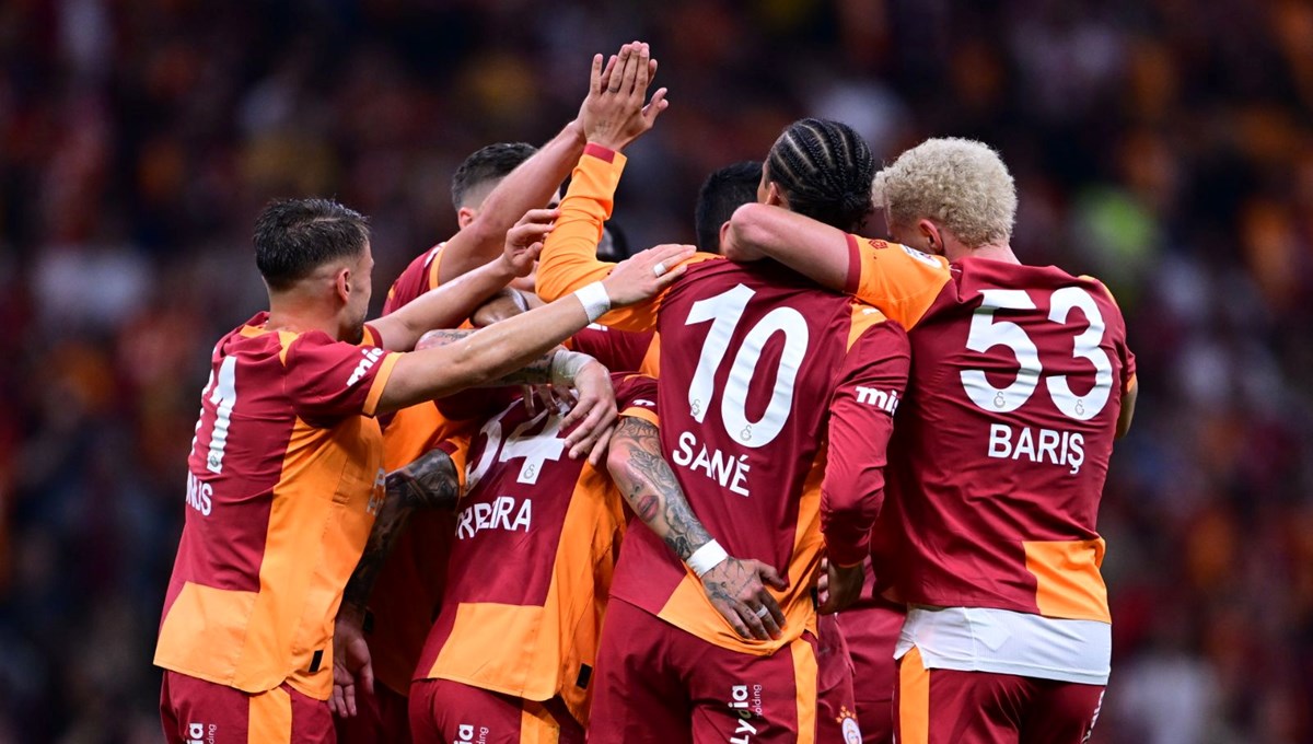 Galatasaray rekor başlangıç peşinde