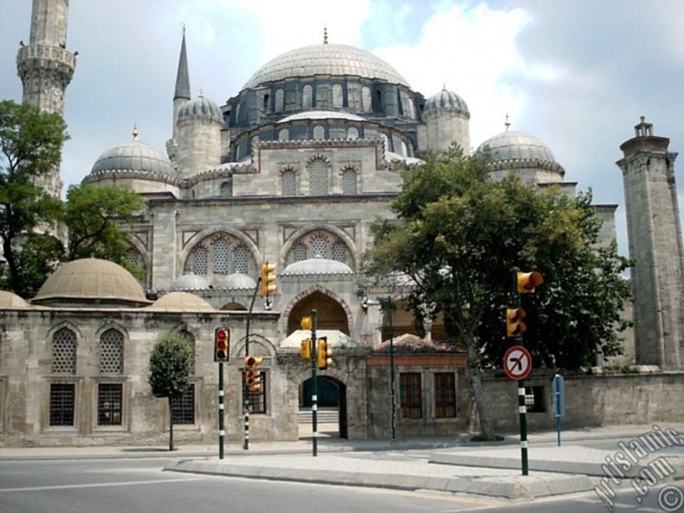 Vezneciler saldırısında Mimar Sinan'ın yaptığı Şehzade Camii de hasar gördü - 4