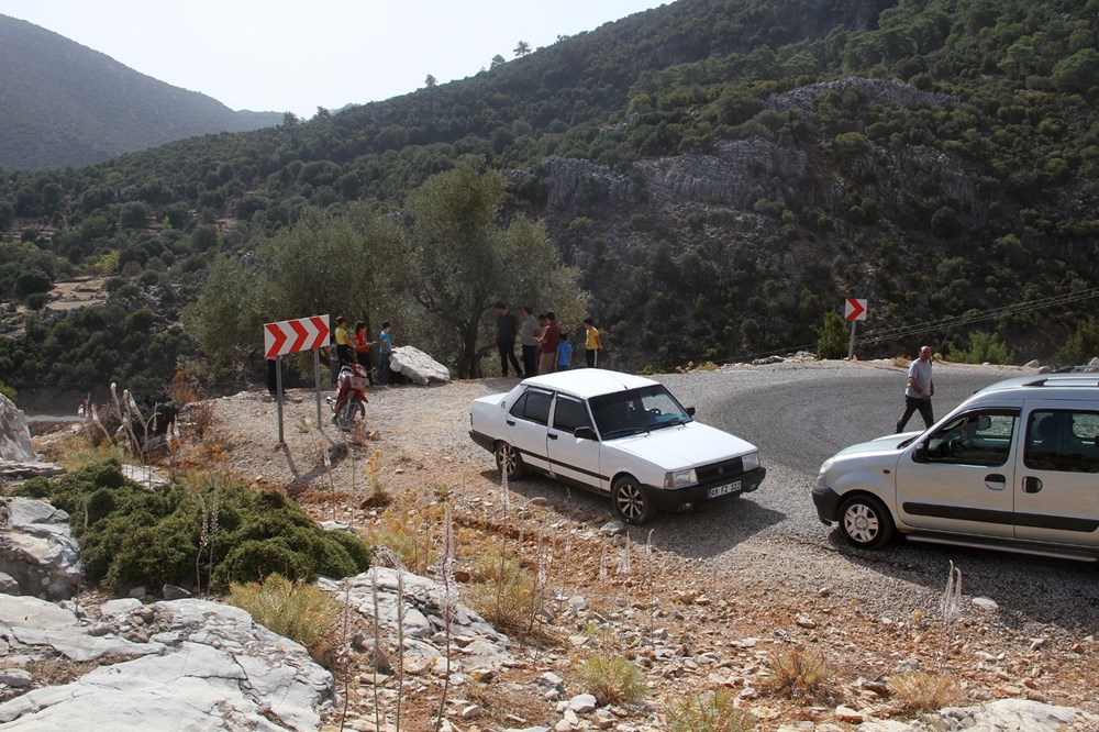 Derse bağlanmak için dağa çıkıyorlar - 6