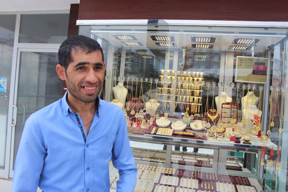 1 yıl içerisinde iki kez silahlı soyguna uğradı: millet benimle dalga geçiyor 2 z iz vk 0qa1 zcv5zfbg