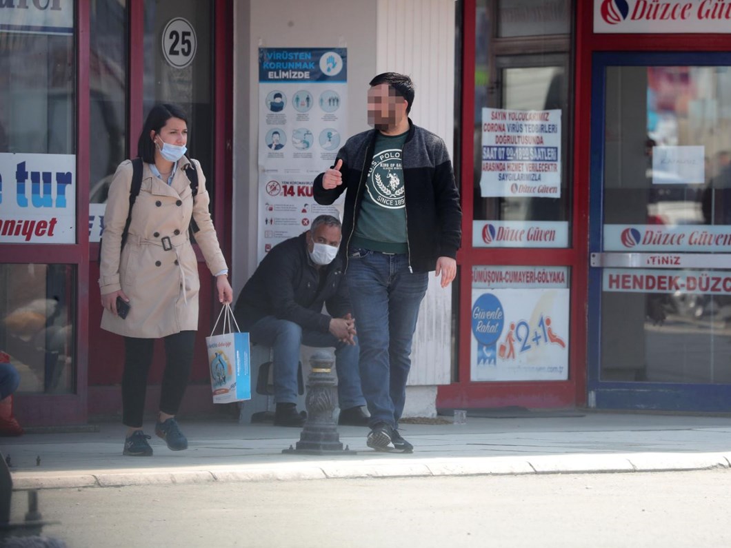 Otogarda Sahte Seyahat Belgesi Pazarligi Ntv