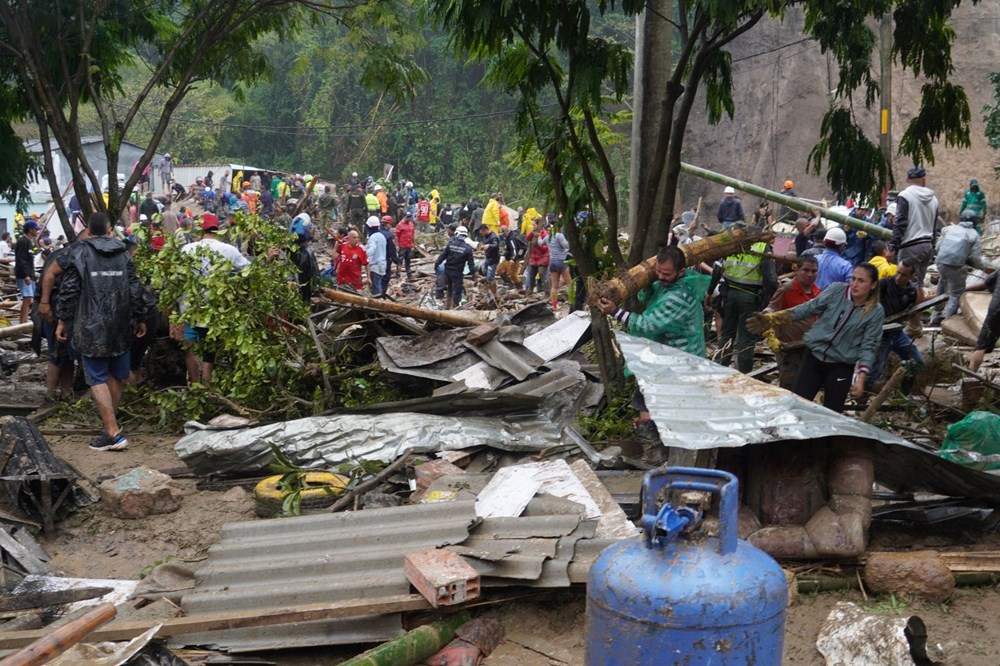 Kolombiya'da toprak kayması sonucu 14 kişi öldü - 32