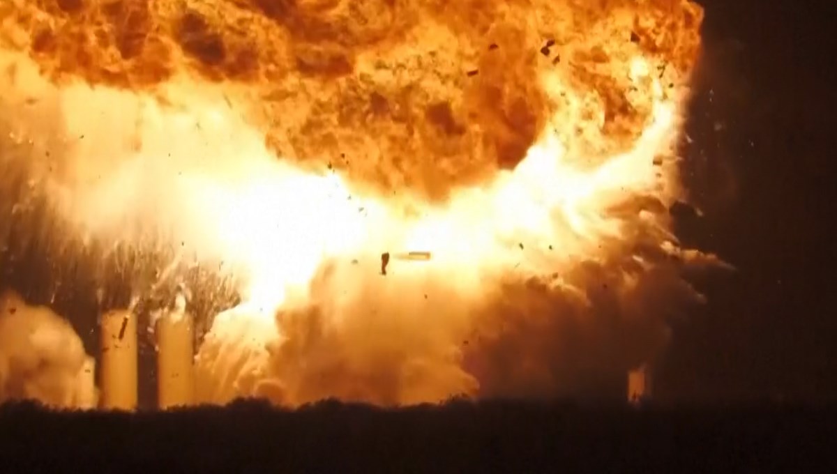 Starship alev topuna döndü