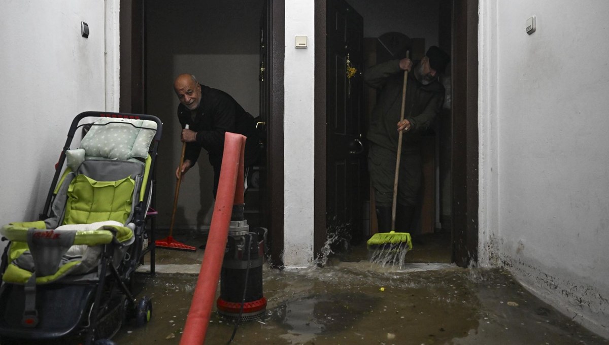 Başkenti sağanak yağış vurdu