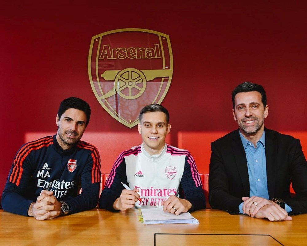 Arsenal yeni yıldızı Leandro Trossard’ı duyurdu: 30 milyon euro'luk imza - 1