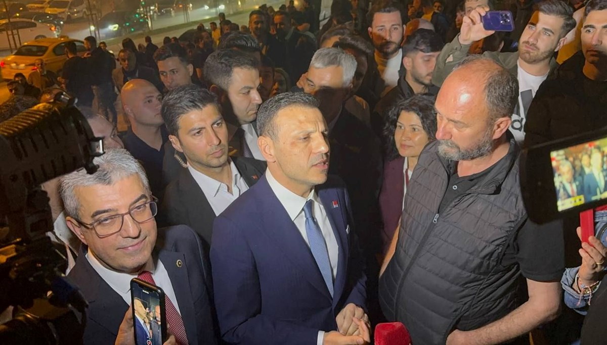 Gaziosmanpaşa'da oy pusulalarının yeniden sayımına ara verildi Gaziosmanpaşa'da oy pusulalarının yeniden sayımına ara verildi