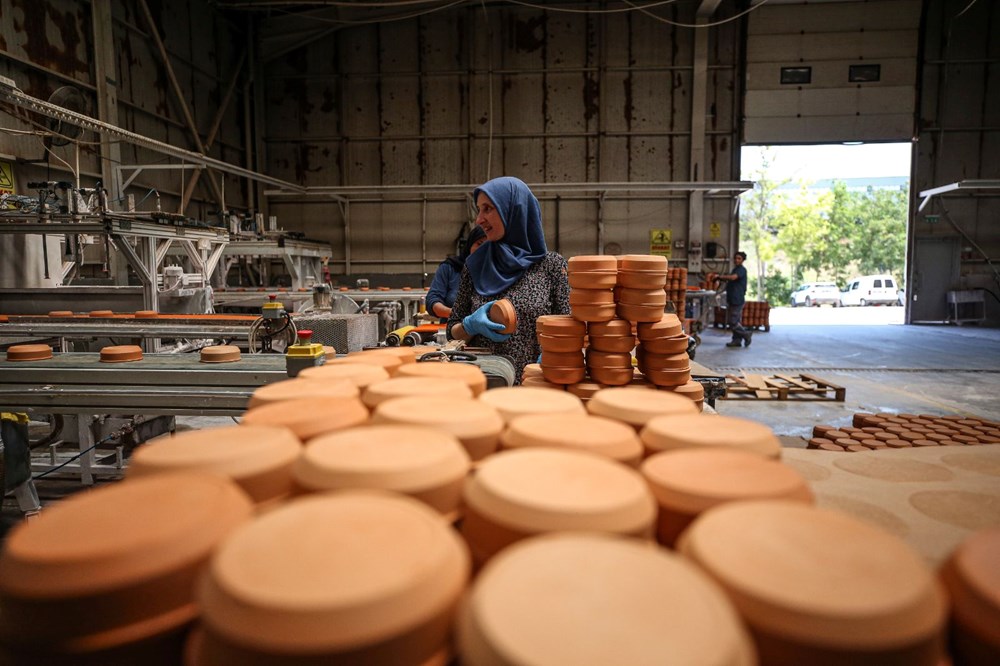 Bursa'dan 94 ülkeye ihraç ediliyor: Kadınların ellerinde şekilleniyor - 4