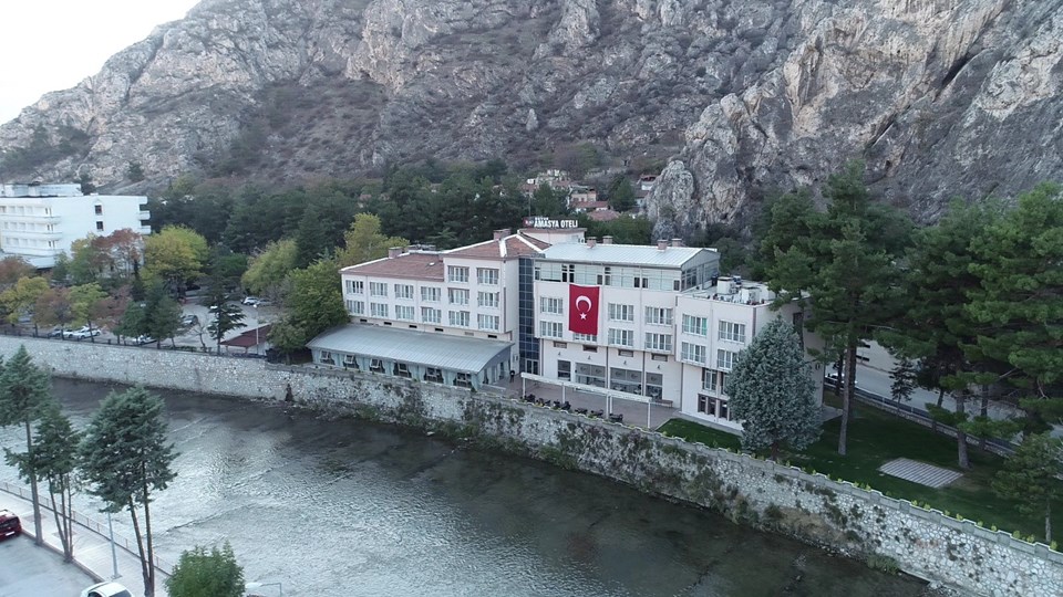Amasya'da nehir manzaralı otel, kız öğrencilere yurt oldu - 2