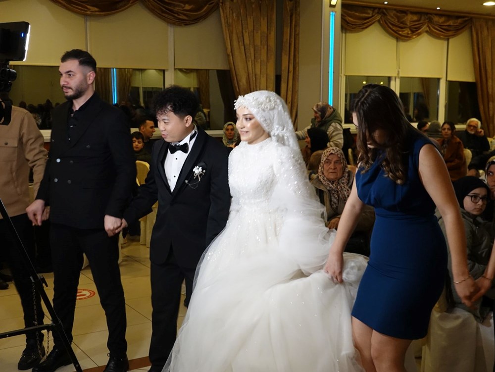 Rize'ye Çinli damat: Nikahı kıyan İsmail Hakkı Çiftçi'nin esprisi salonu güldürdü - 4