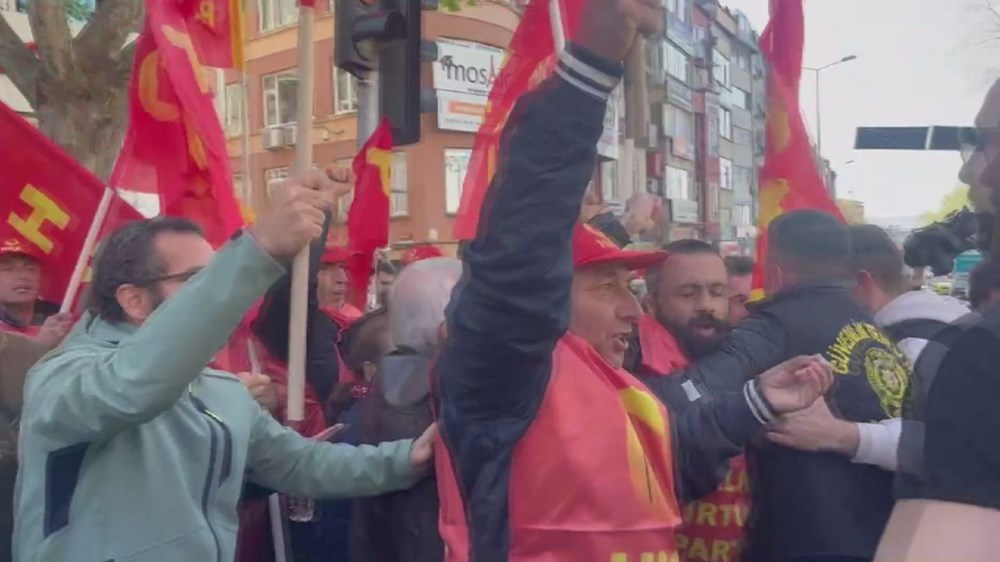 Taksim'e yürümek isteyen gruplara polis müdahalesi: 35 gözaltı - 4
