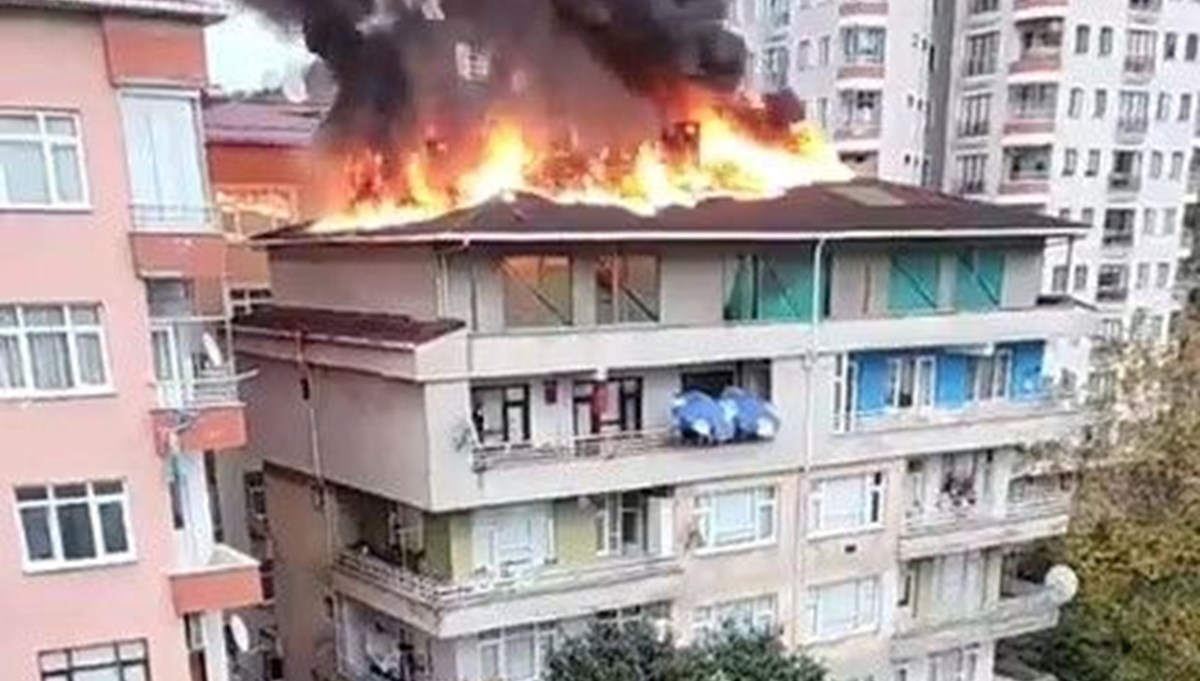 Rize'de 5 katlı binada yangın çıktı Rize'de 5 katlı binada yangın çıktı