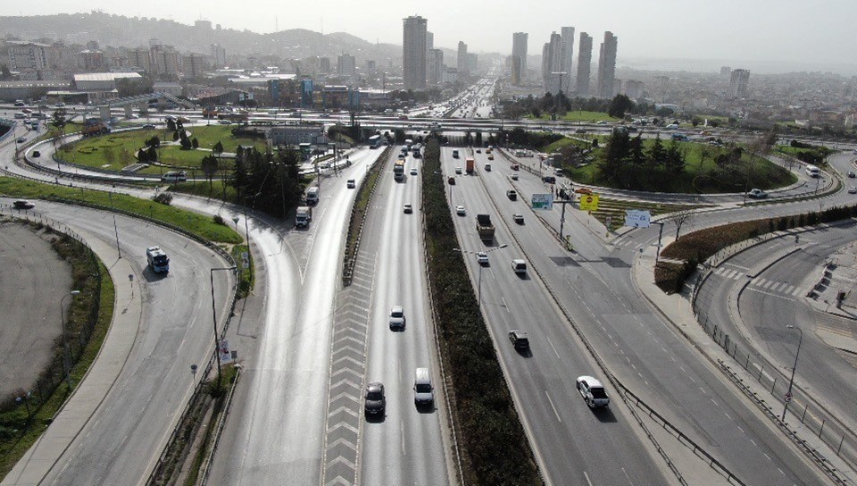 Ramazan ayının ilk gününde İstanbul'da yollar boş kaldı - 1