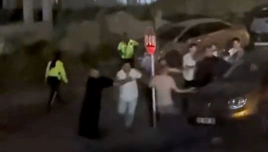 Hasarlı kazanın ardından taraflar arasında kavga: 6 gözaltı